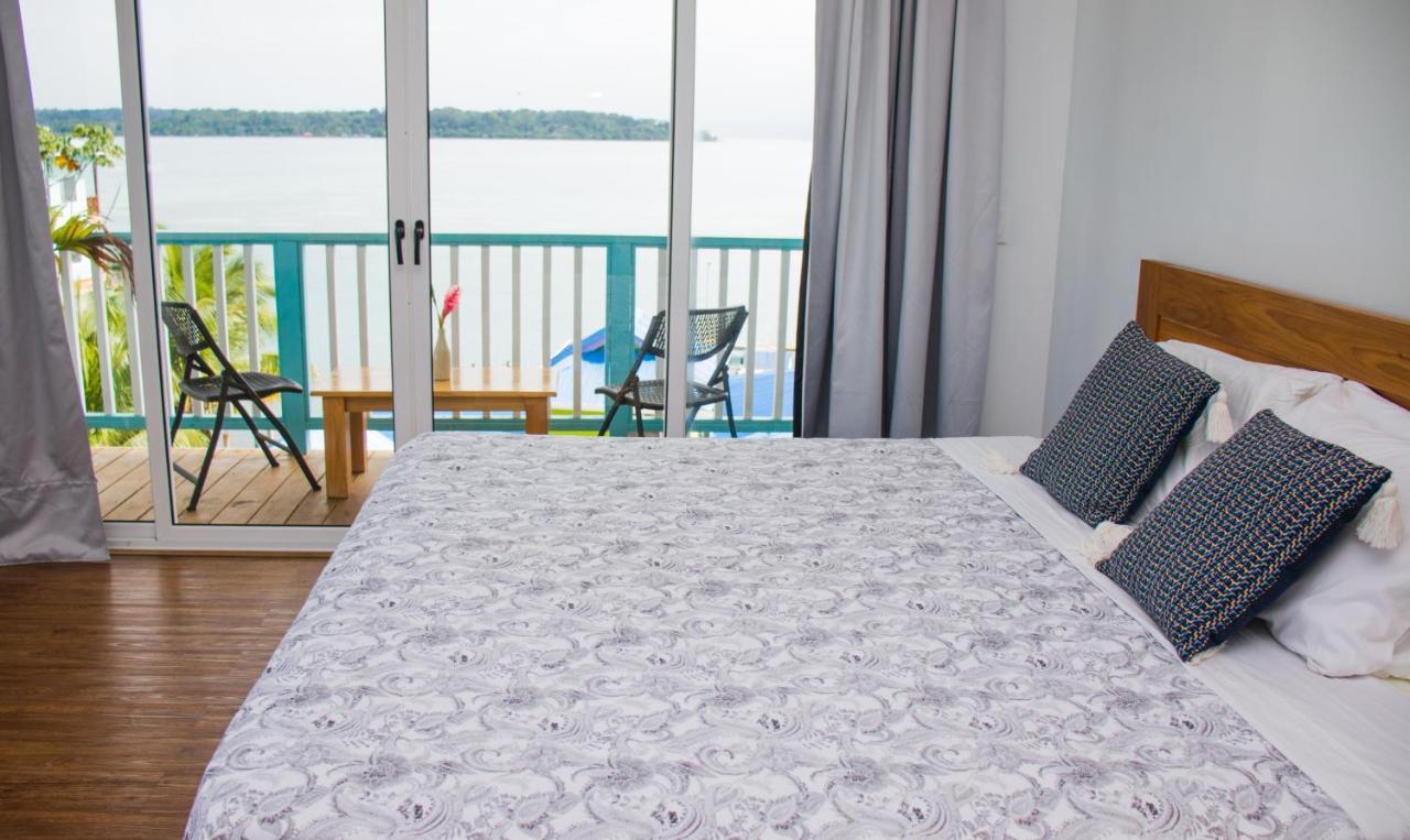 Chango'S Apartments Bocas Town Bagian luar foto